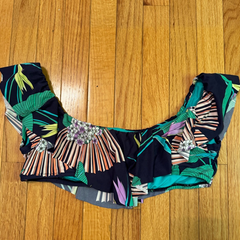 🌊TRINA TURK BIKINI!🌊 - Picture 7 of 8